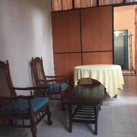 Hotel Shalini Anuradhapura Dış mekan fotoğraf