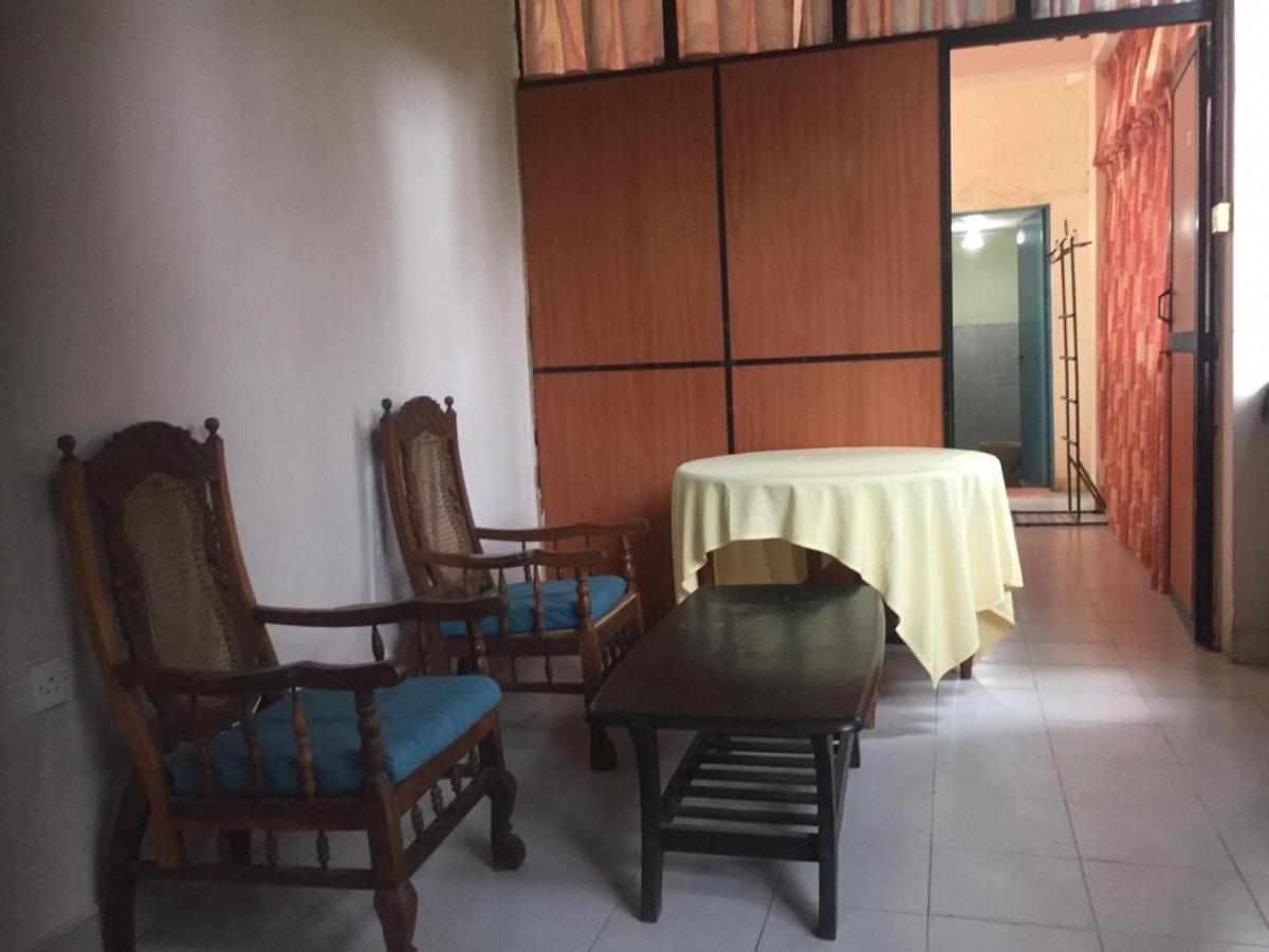 Hotel Shalini Anuradhapura Dış mekan fotoğraf