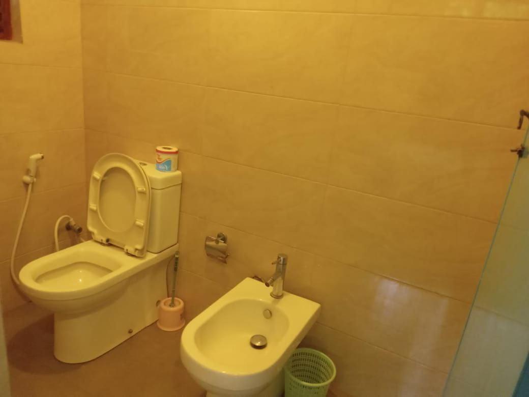 Hotel Shalini Anuradhapura Dış mekan fotoğraf